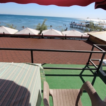 Akçay'da Kiralık Denize Sıfır Butik Otel Odası