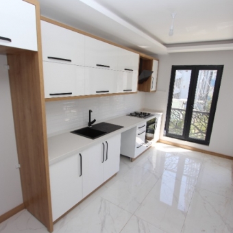 AKÇAY ALTINKUM'DA DENİZE YAKIN SATILIK 2+1 ARAKAT DAİRE