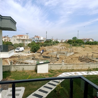 REPAL' den Altınova' da Denize Yakın Site İçinde Satılık Sıfır Müstakil Villa.