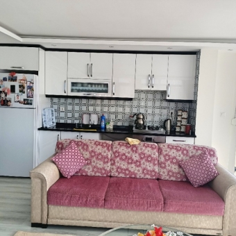 Sarımsaklı Merkezde   Satılık 3+1 Lüks Yeni Daire.