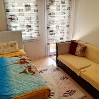 REPAL' den Sarımsaklı Merkezde 2+1 Eşyalı Site İçinde Satılık Daire.