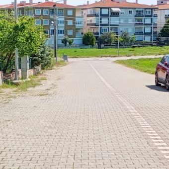 REPAL' den Sarımsaklı Merkezde 2+1 Eşyalı Site İçinde Satılık Daire.