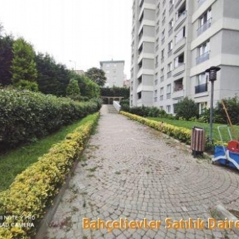 Bağcılar Güneşli site içinde 2+1 muhteşem satılık daire.