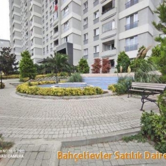 Bağcılar Güneşli site içinde 2+1 muhteşem satılık daire.