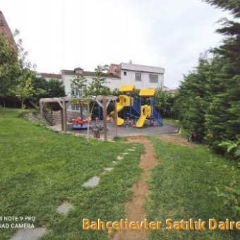 Bağcılar Güneşli site içinde 2+1 muhteşem satılık daire.