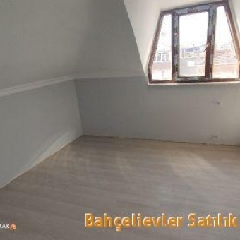 Bahçelievler  feritselimpaşa cad. satılık sıfır 4+1 dubleks daire.