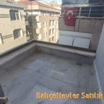 Bahçelievler  feritselimpaşa cad. satılık sıfır 4+1 dubleks daire.