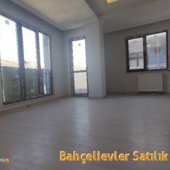 Bahçelievler  feritselimpaşa cad. satılık sıfır 4+1 dubleks daire.