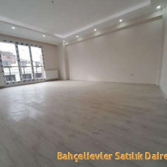 Bahçelievler  Hürriyet mah. Satılık sıfır 5+2 süper dubleks daire.