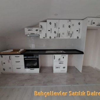 Bahçelievler  Hürriyet mah. Satılık sıfır 5+2 süper dubleks daire.