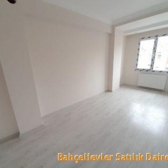 Bahçelievler  Hürriyet mah. Satılık sıfır 5+2 süper dubleks daire.