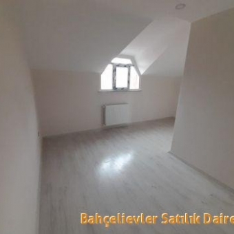 Bahçelievler  Hürriyet mah. Satılık sıfır 5+2 süper dubleks daire.