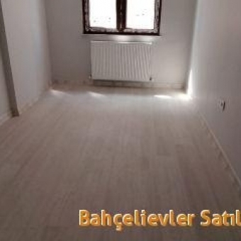 Bahçelievler  Yenibosna satılık sıfır 4+1 dubleks daire.