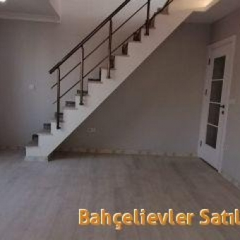 Bahçelievler  Yenibosna satılık sıfır 4+1 dubleks daire.